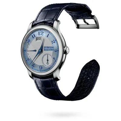 F.P. Journe Octa Automatique Réserve Nacre AR, three-quarter view