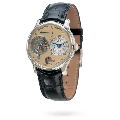 F.P. Journe Tourbillon Souverain T, three-quarter view