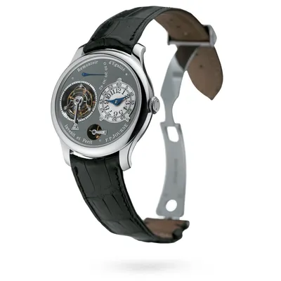F.P. Journe Tourbillon Souverain T, three-quarter view