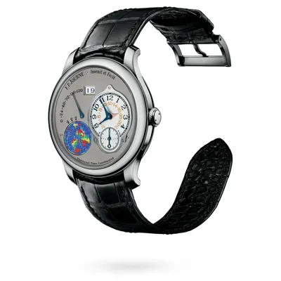 F.P. Journe Octa UTC UTC, three-quarter view