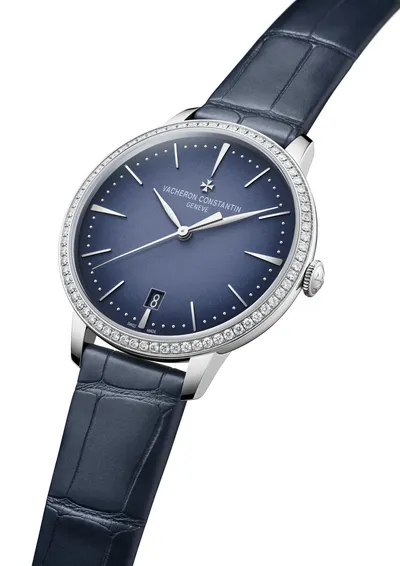 Vacheron Constantin Patrimony Self-Winding, three-quarter view