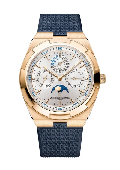 Vacheron Constantin Overseas Perpetual Calendar Ultra-Thin, on the dark blue rubber strap