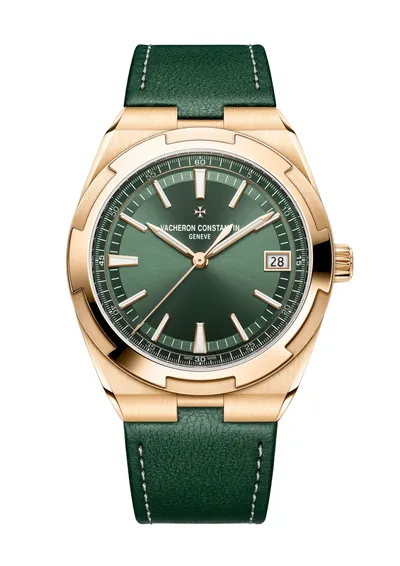 Vacheron Constantin Overseas Self-Winding, on the green calfskin strap