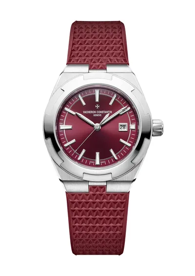 Vacheron Constantin Overseas Self-Winding, on the burgundy rubber strap