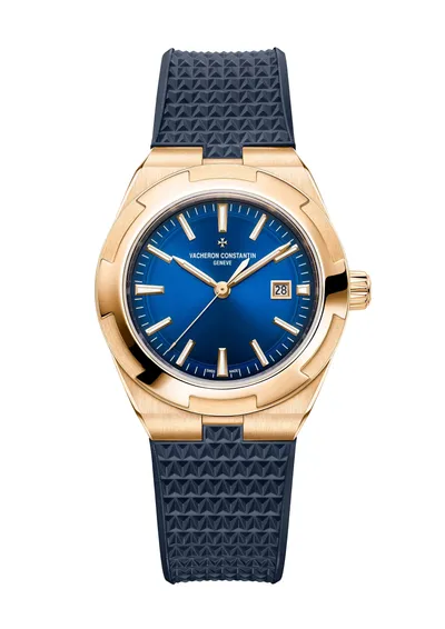 Vacheron Constantin Overseas Self-Winding, on the dark blue rubber strap