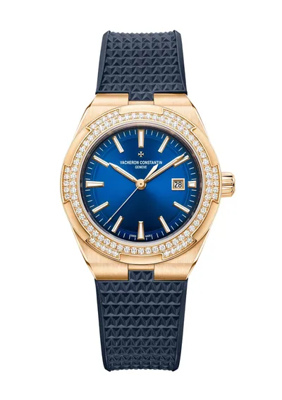 Vacheron Constantin Overseas Self-Winding, on the dark blue rubber strap