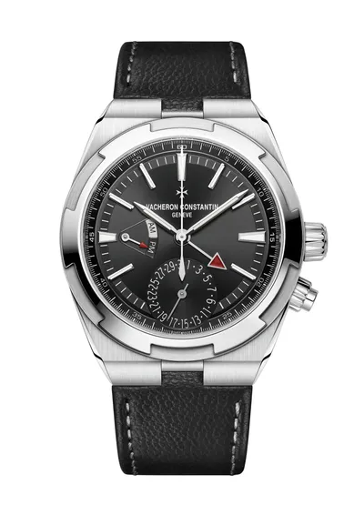 Vacheron Constantin Overseas Dual Time, on the black calfskin strap