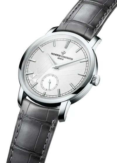 Vacheron Constantin Traditionnelle Manual-Winding, three-quarter view