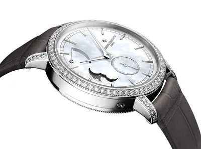 Vacheron Constantin Traditionnelle Moon Phase, side view