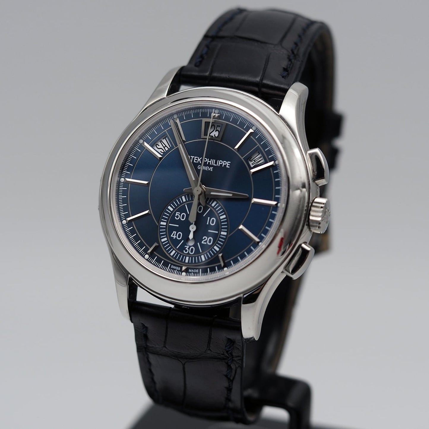 Patek Philippe Complications 5905P-001