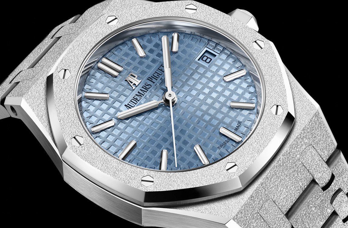 Audemars Piguet Royal Oak Frosted Gold Selfwinding 34mm 77353BC.GG.1263BC.01 - Image 5
