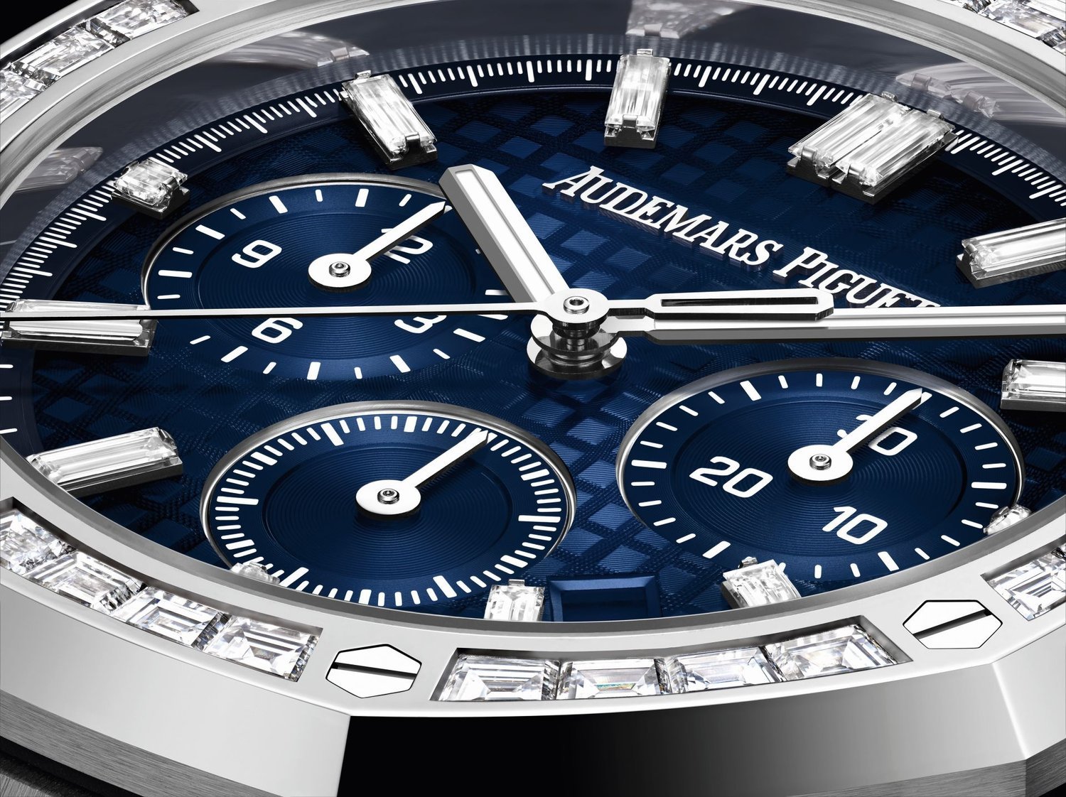 Audemars Piguet Royal Oak Selfwinding 15551BC.ZZ.1356BC.01 - Image 3