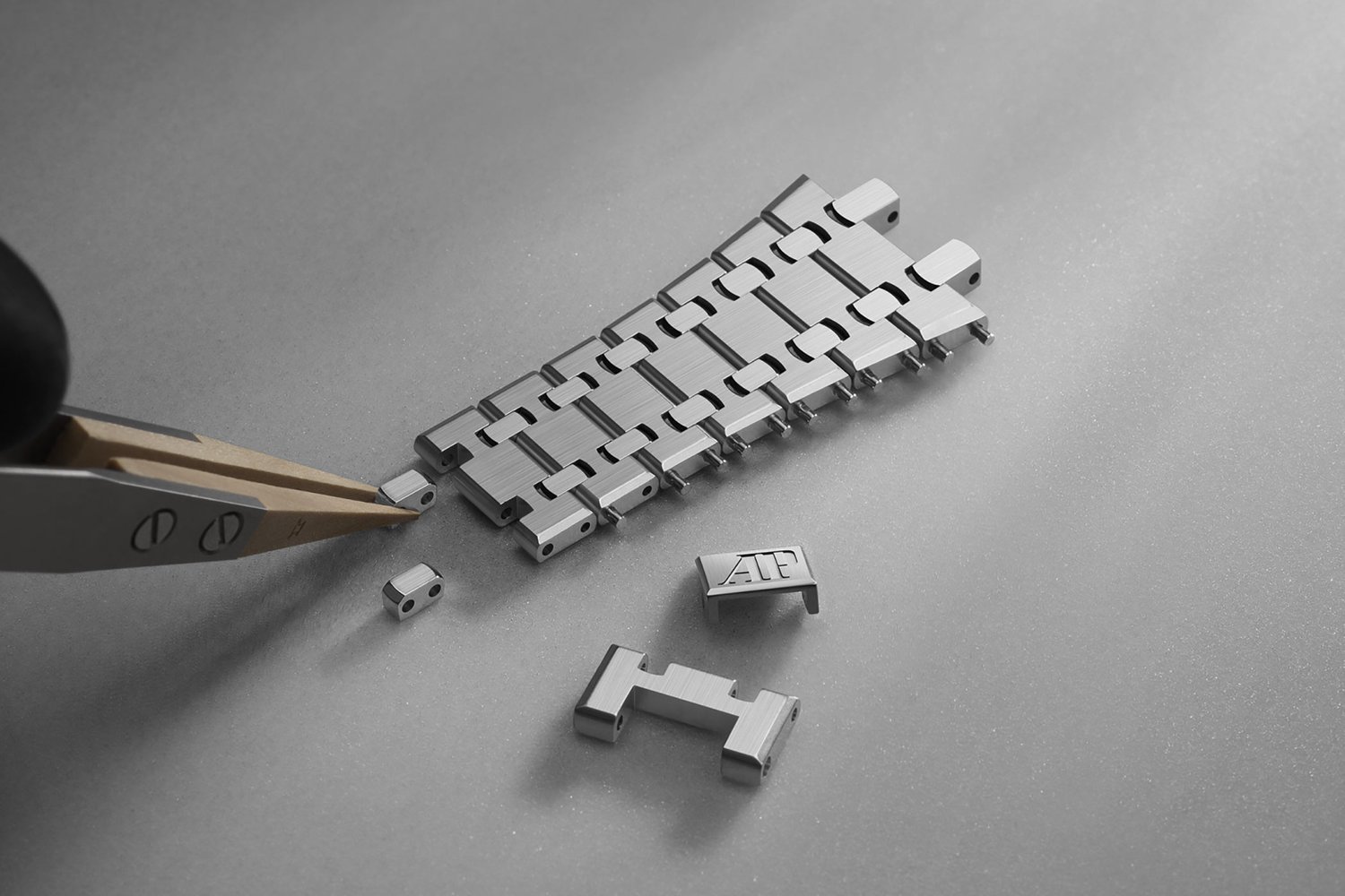 Audemars Piguet Royal Oak Selfwinding "50th Anniversary" 15550ST.OO.1356ST.01 - Image 8