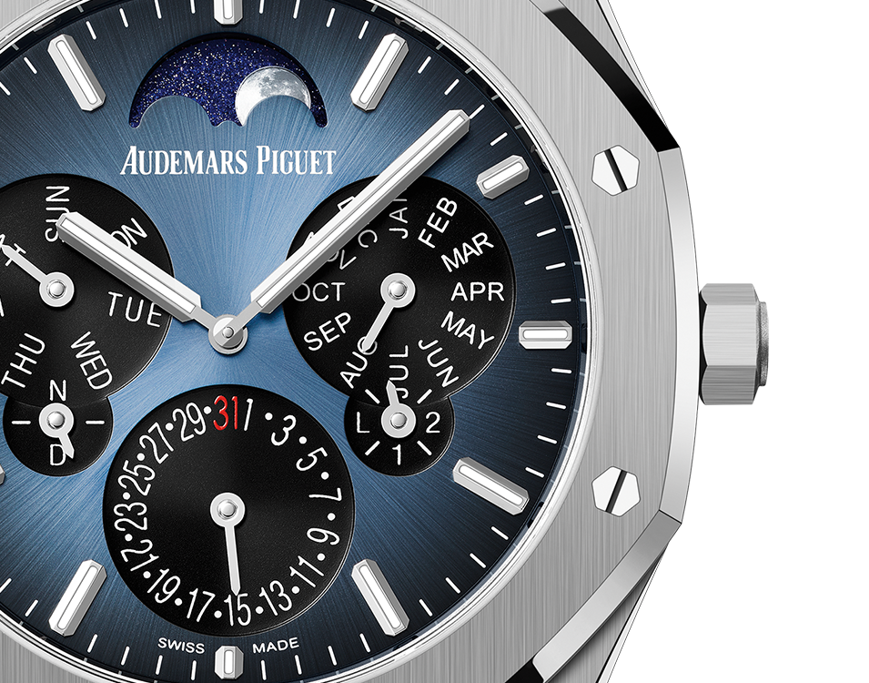 Audemars Piguet Royal Oak Selfwinding Perpetual Calendar Ultra-thin Limited Edition 26586TI.OO.1240TI.01 - Image 4