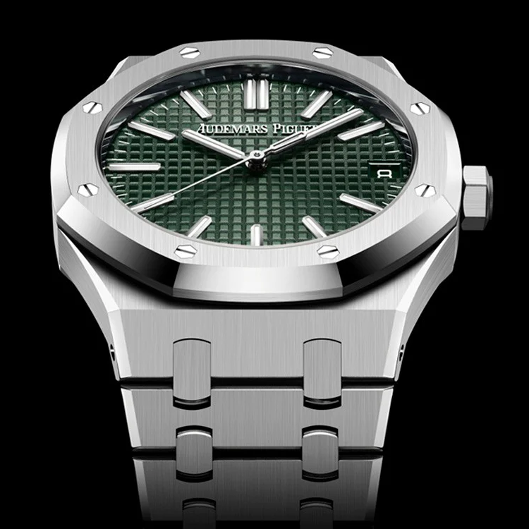Audemars Piguet Royal Oak Selfwinding "50th Anniversary" 15510ST.OO.1320ST.04 - Image 2